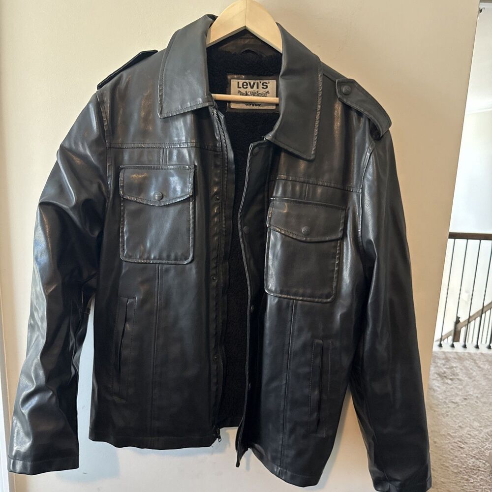 Levi's Men's Black Faux Leather Jacket Fur Sherpa Lined Trucker Sz XL